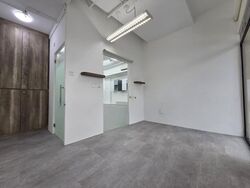 UB. One (D14), Office #620588961
